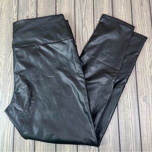 Ruby Ribbon Faux Leather Black Leggings Women's XXL